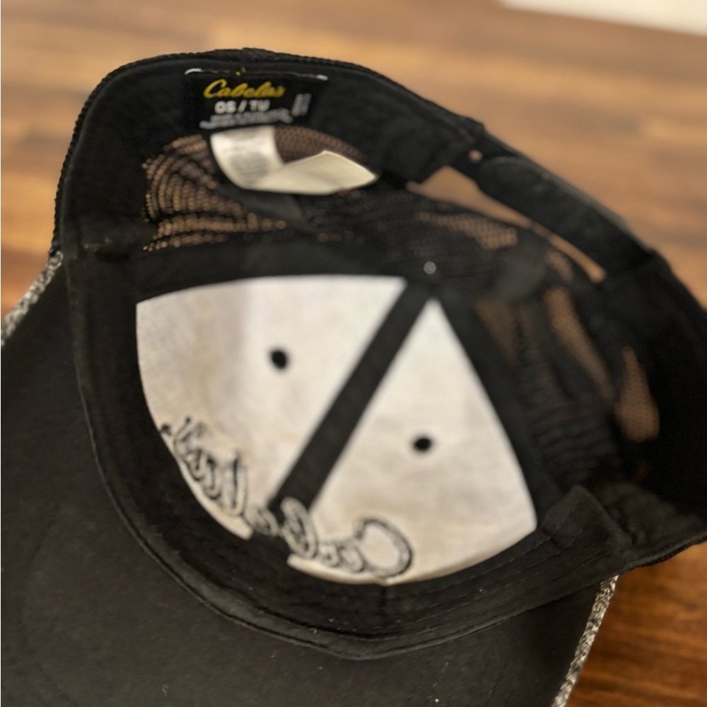Cabela’s Trucker Hat Snap Back Gray & Black - Picture 3 of 3